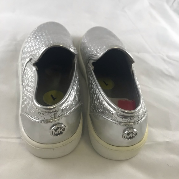 Michael Kors Slip on Shoes size 1 - Picture 3 of 10